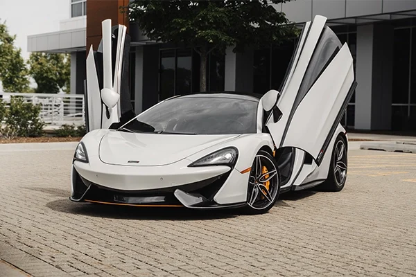 Mclaren rental chicago